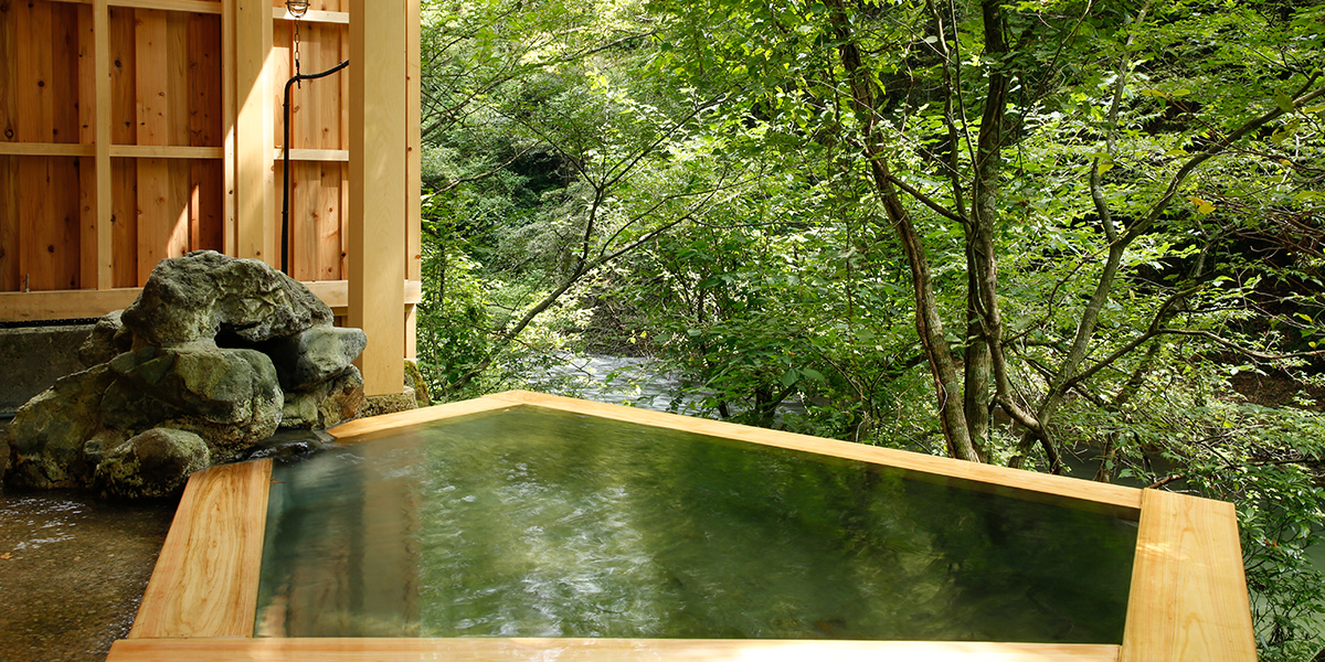  Mixed bathing open-air bath "Yubatake" 